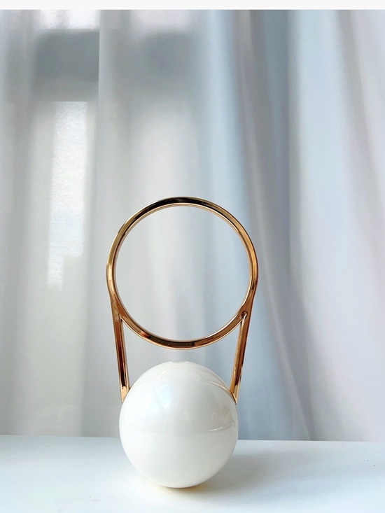A Classy Chic Boutique Gold-Accented White Sphere Handbag main image 4